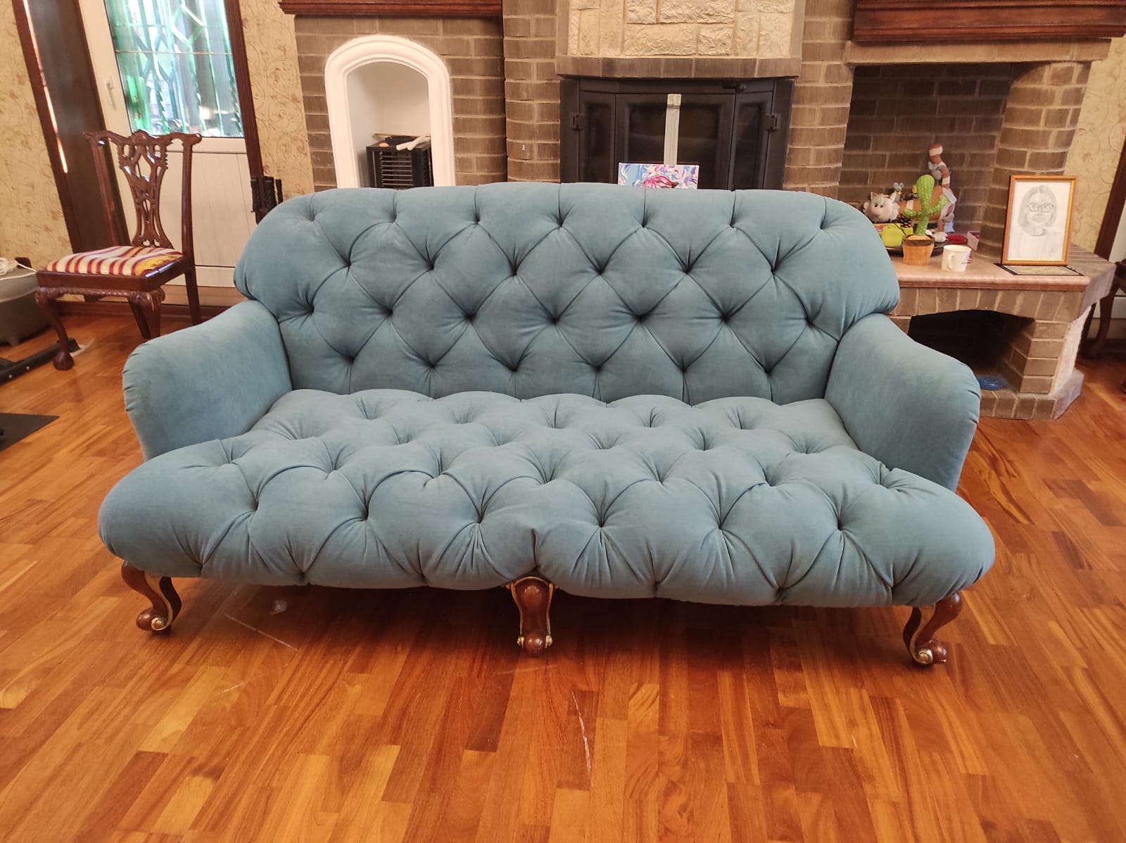 Перетяжка дивана. Среднеуральск